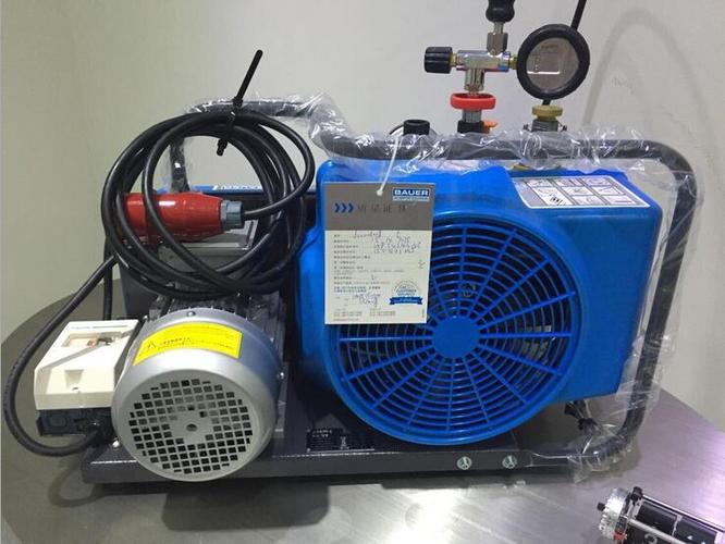 bauer潜水运动空气压缩机便于携带型产品